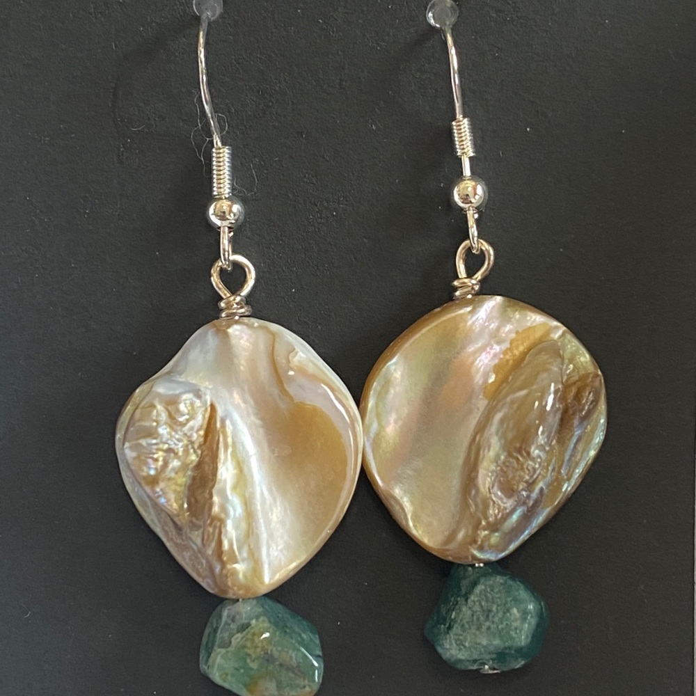 Shabby Chic BOHO Beach Sea Shell Earrings - Picture 3 of 5